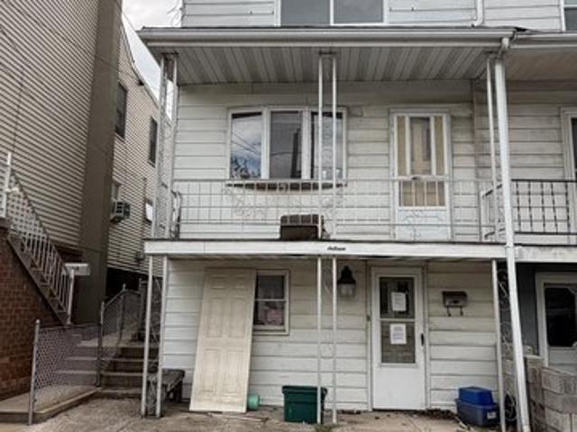 Townhouse for sale in Minersville, Pennsylvania