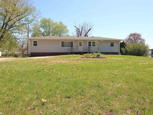 House for sale in Clarinda, Iowa