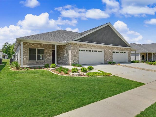 Condo for sale in Fairbury, Illinois