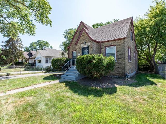 House for sale in Waukegan, Illinois