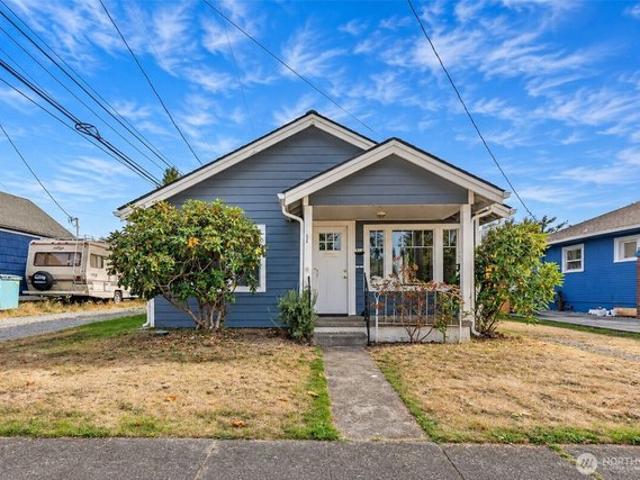 House for sale in Centralia, Lewis County