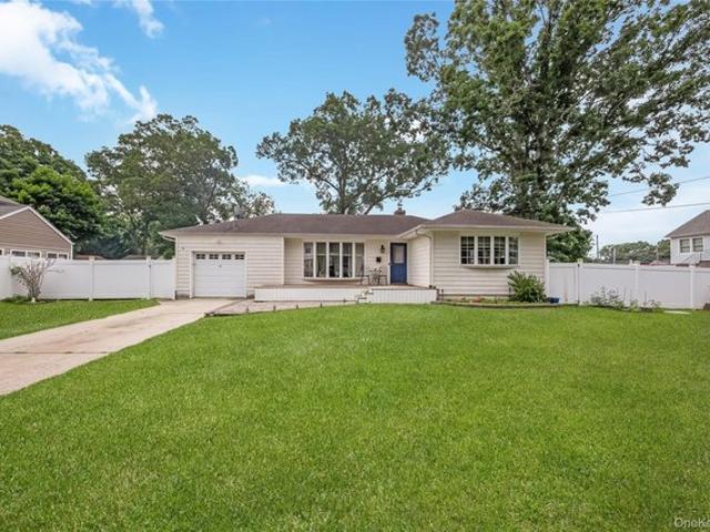 House for sale in Babylon, New York