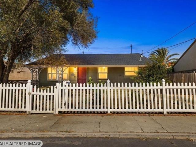 House for sale in Solano, California