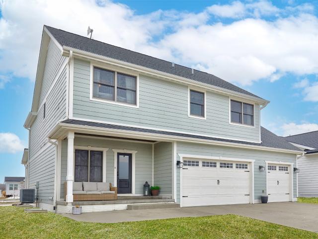 House for sale in Dallas Center, Iowa