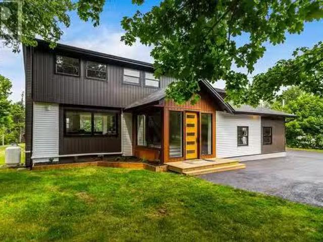 House for sale in Foxtrap, Newfoundland And Labrador
