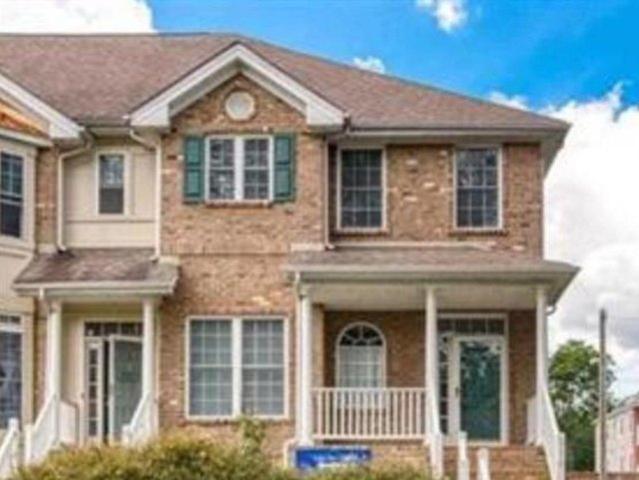 Townhouse for sale in Virginia