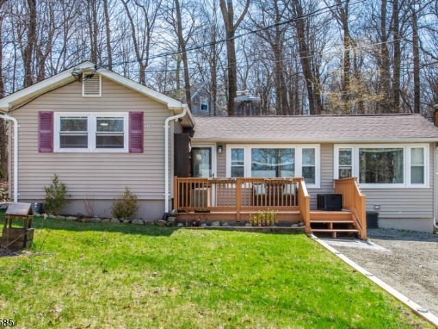 House for sale in Glenwood, New Jersey