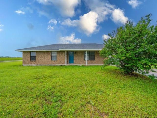 House for sale in Ellis, Texas