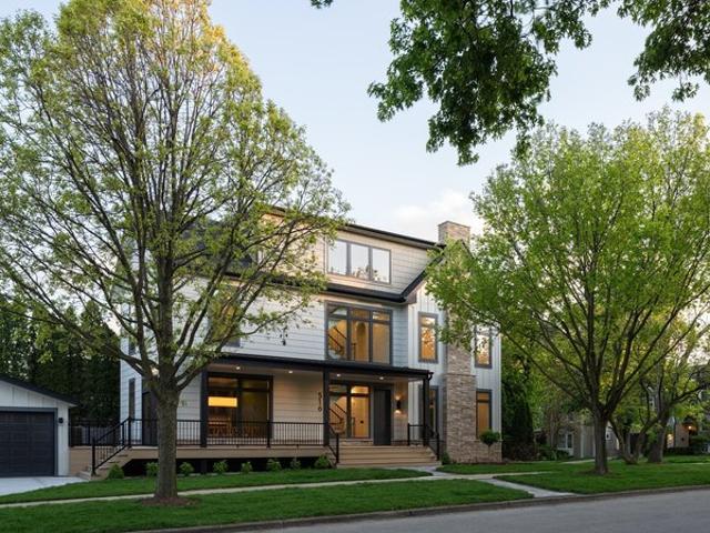 House for sale in Hinsdale, Illinois
