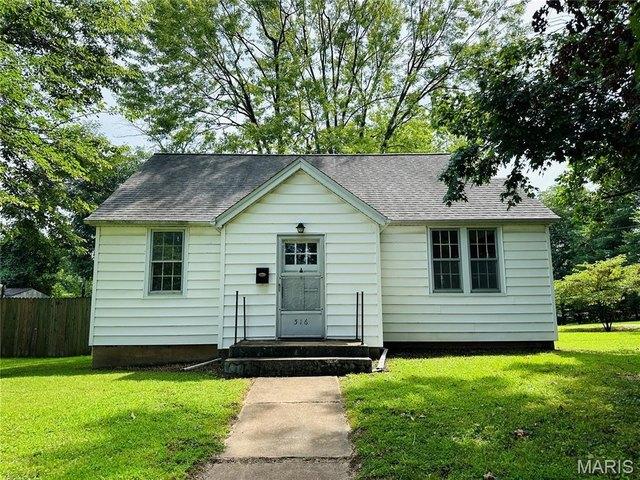 House for sale in Lebanon, Illinois