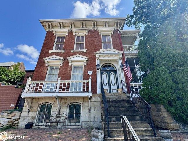 House for sale in Burlington, Iowa