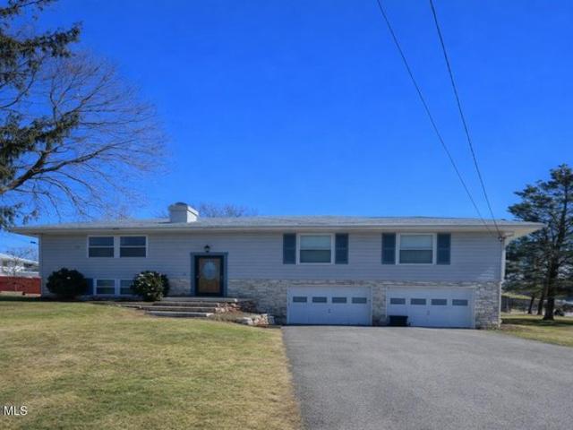 House for sale in Oneida, New York