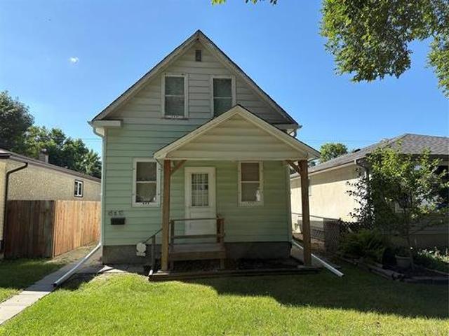 House for sale in Kern Park, Winnipeg