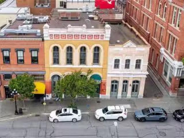 House for sale in Victoria, British Columbia