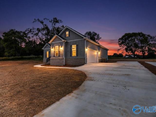 House for sale in Grant, Marshall County