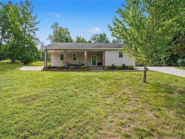 House for sale in Mad River, North Carolina