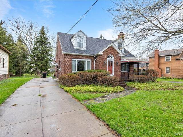 House for sale in Bowmansville, New York