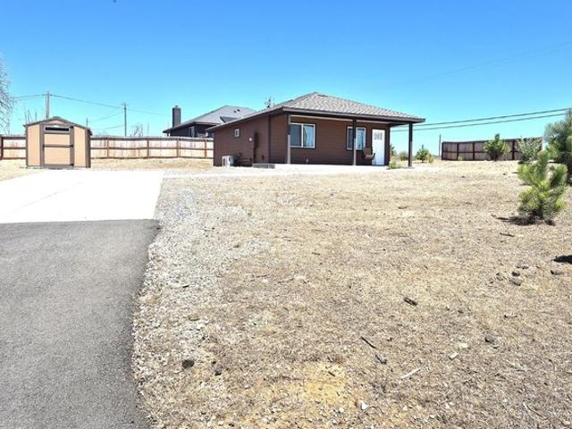 House for sale in Grizzly Flats, California