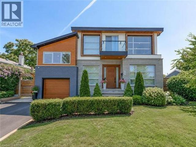 House for sale in Burlington, Ontario