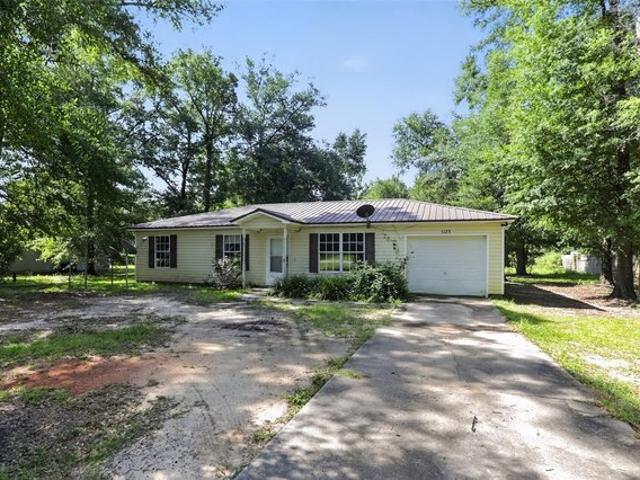 House for sale in Bascom, Florida