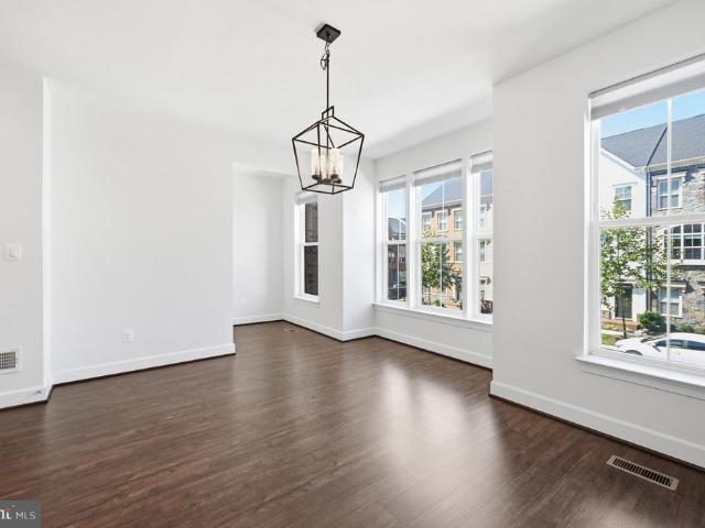 Townhouse for sale in Virginia