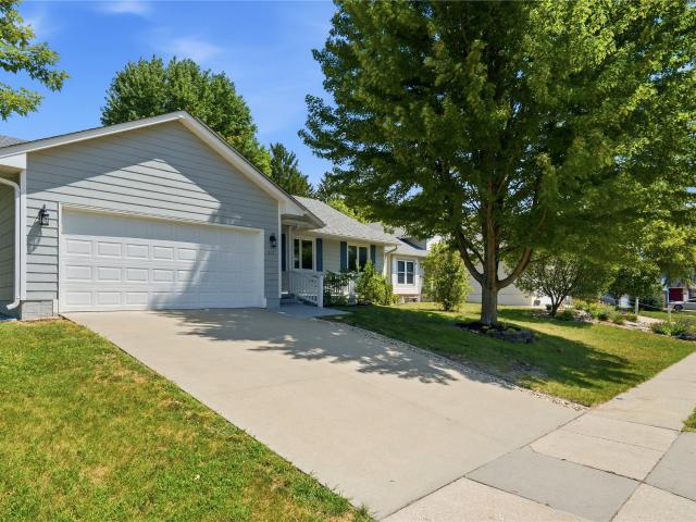 House for sale in Altoona, Iowa