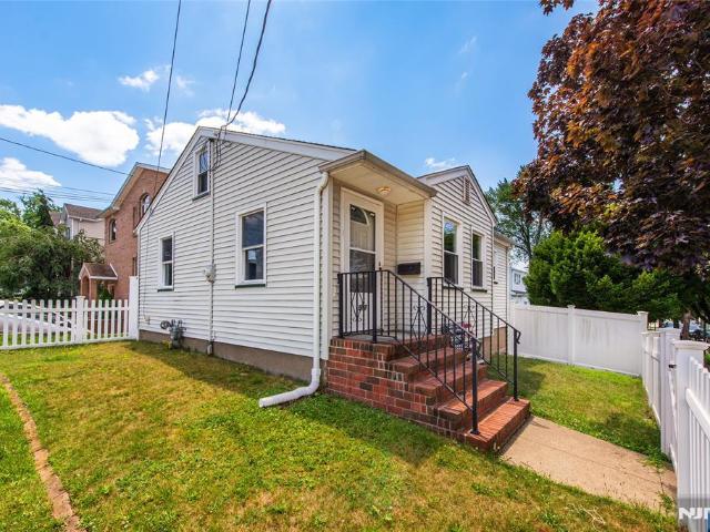 House for sale in Carlstadt, New Jersey
