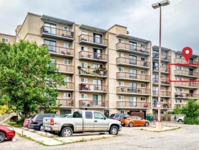 Condo for sale in Varsity Village, Lethbridge