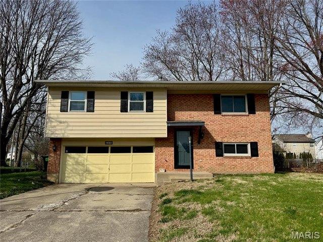 House for sale in Fairview Heights, Illinois