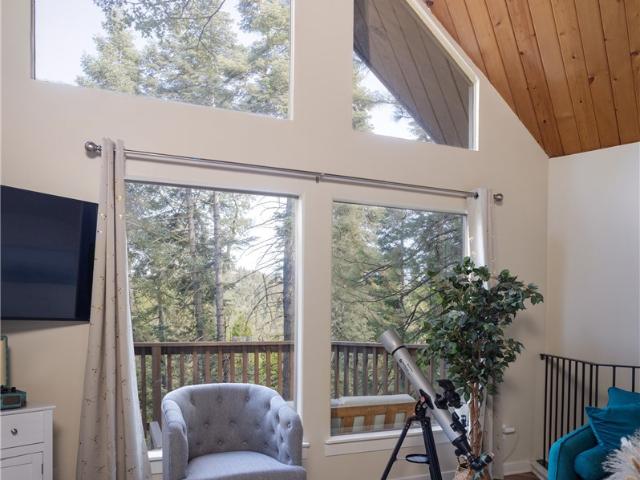 House for sale in Blue Jay, San Bernardino County