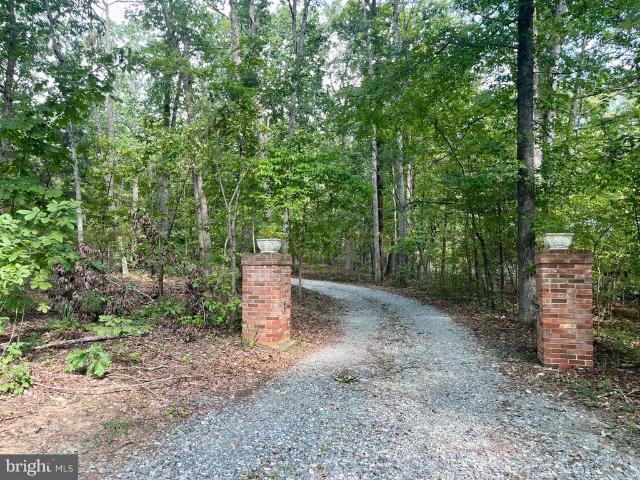 House for sale in Louisa, Louisa County