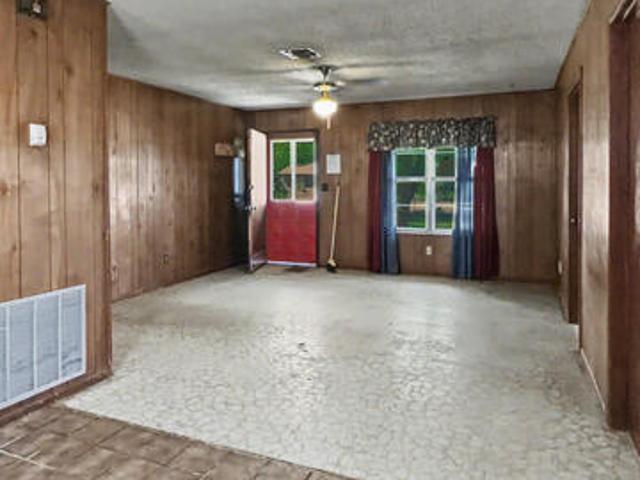 House for sale in Uvalde, Texas