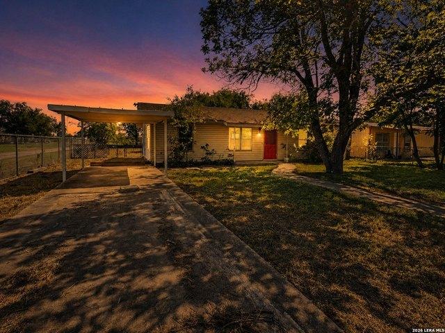 House for sale in Uvalde, Texas