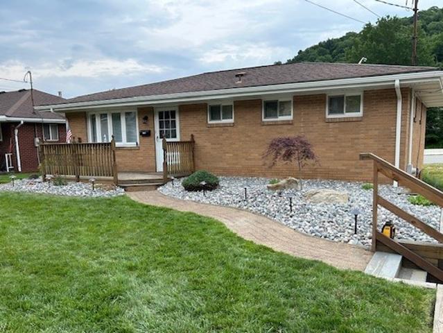 House for sale in Toronto, Ohio
