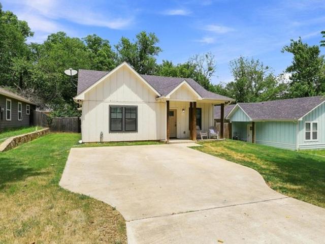 House for sale in Denison, Texas