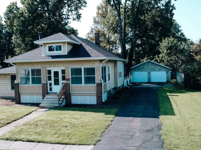 House for sale in Watseka, Illinois