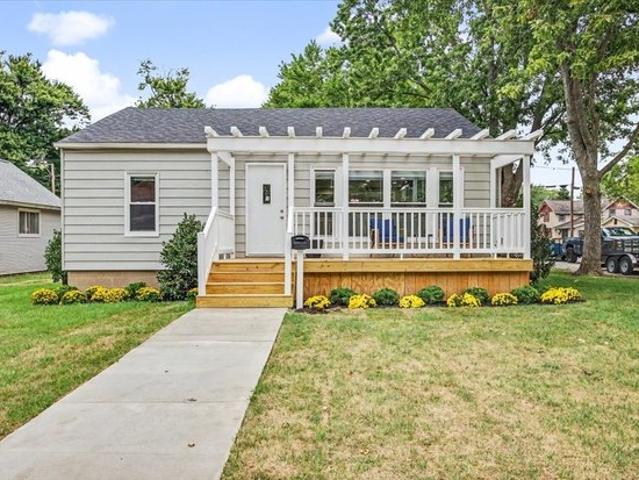 House for sale in Pontiac, Livingston County