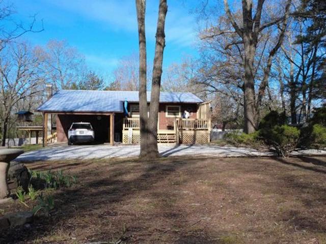 House for sale in Mountain View, Stone County
