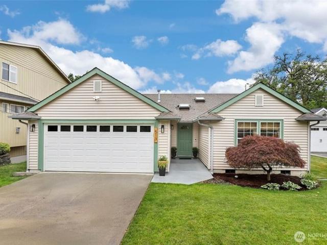 House for sale in Thurston, Washington