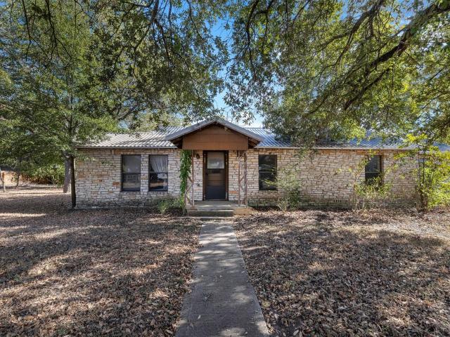 House for sale in Lexington, Texas