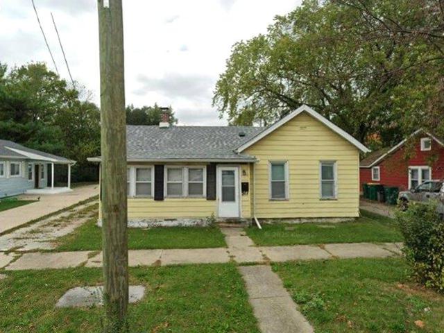 House for sale in Joliet, Illinois