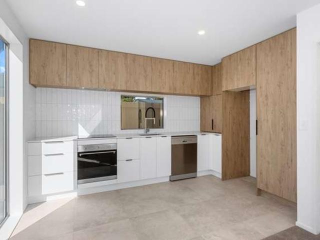 Townhouse for rent in Bishopdale, Fendalton-Waimari-Harewood Community