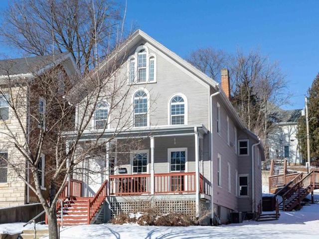 House for sale in Dubuque, Iowa