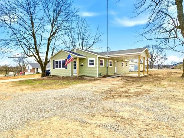 House for sale in Barry, Missouri