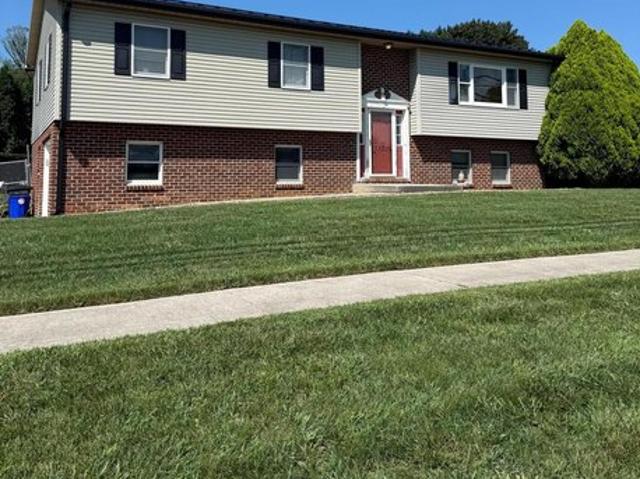House for sale in Cumberland, Pennsylvania