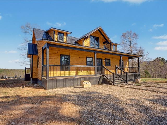 House for sale in Ark