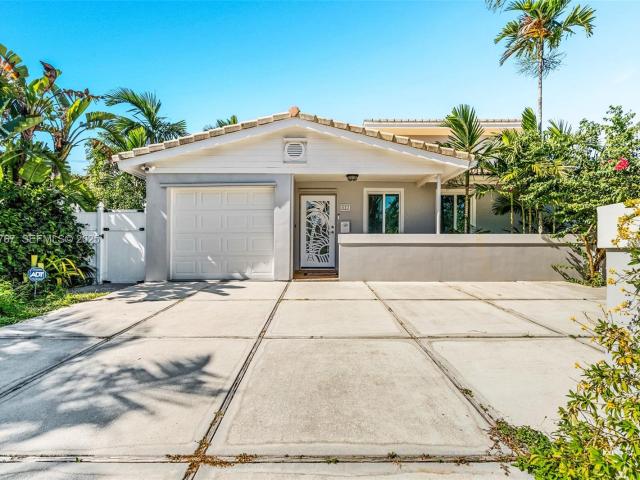 House for sale in Dania, Florida