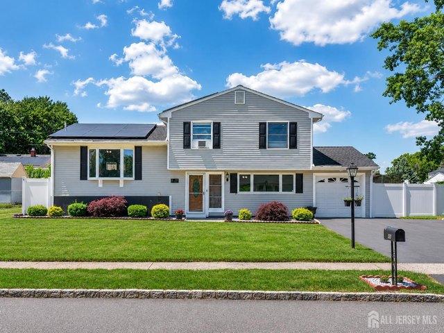 House for sale in Piscataway, New Jersey