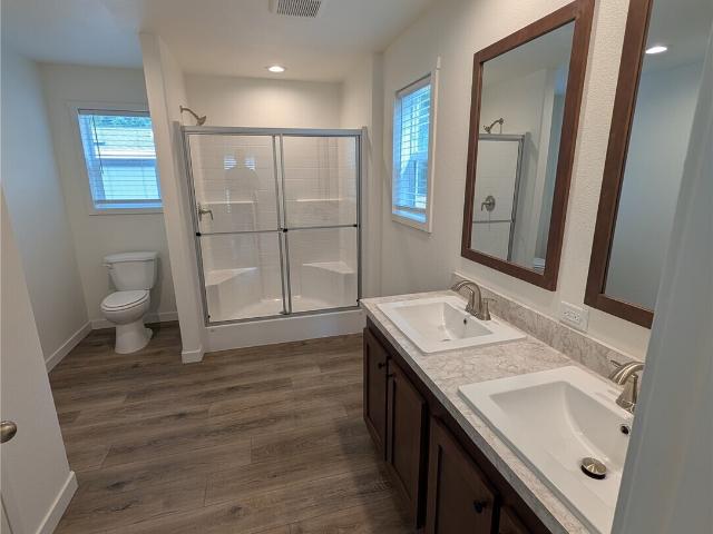 House for sale in Winlock, Washington