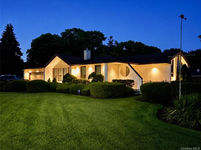 House for sale in Bohemia, New York